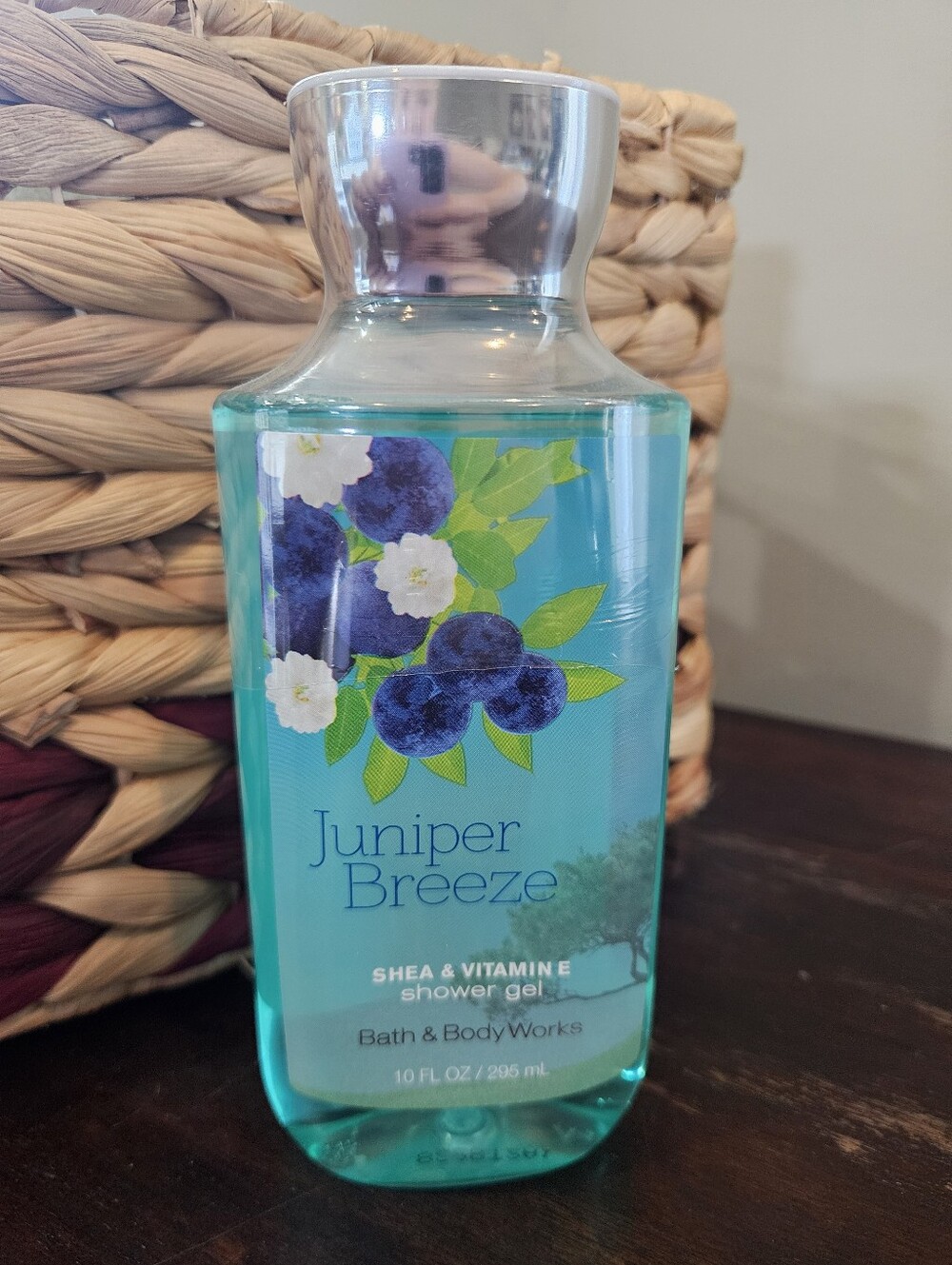 Juniper Breeze Bath and Body Works Shower Gel 10 Oz Discontinued NEW